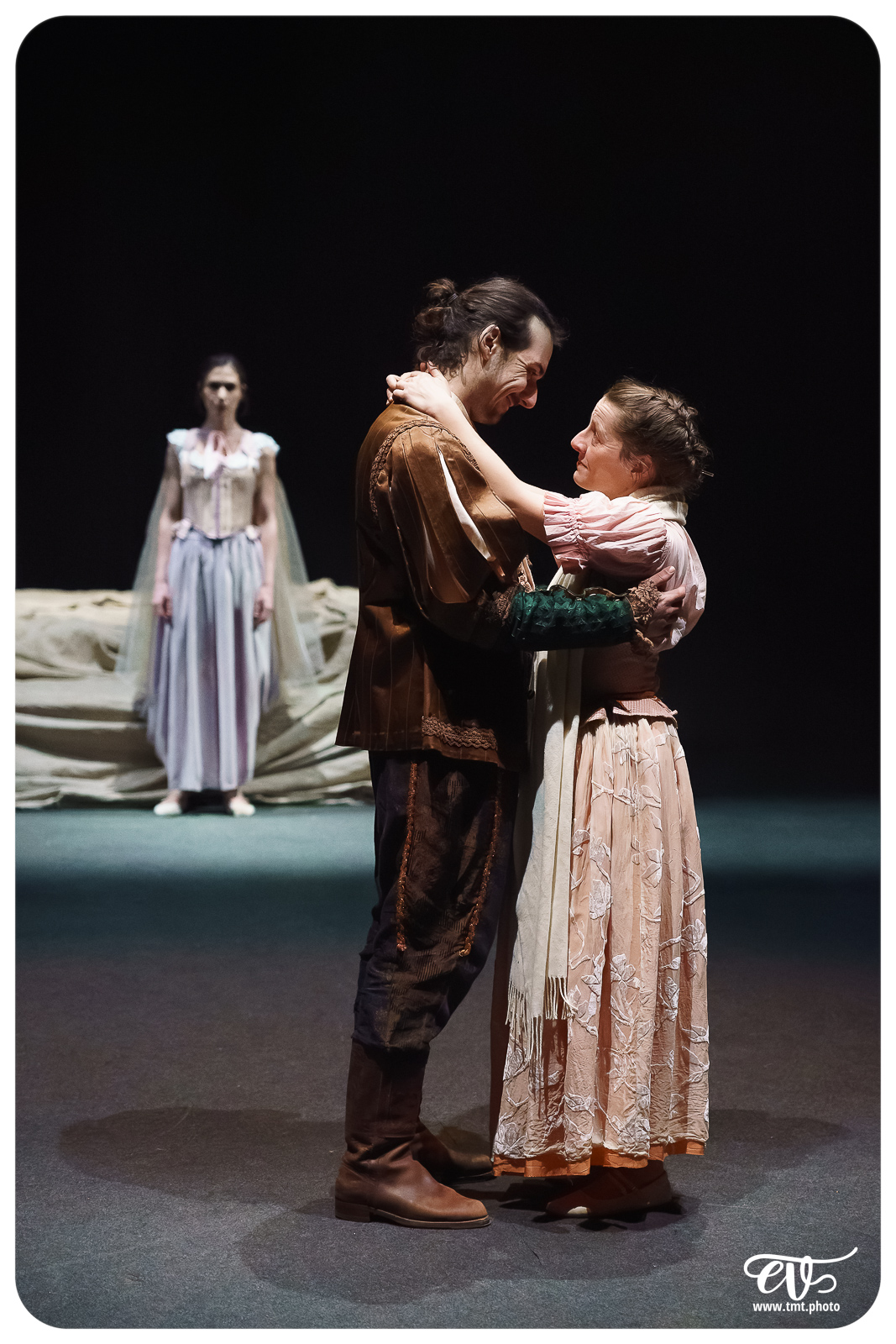 UN SONGE, UNE NUIT, L'ETE (CIE DU MATAMORE)